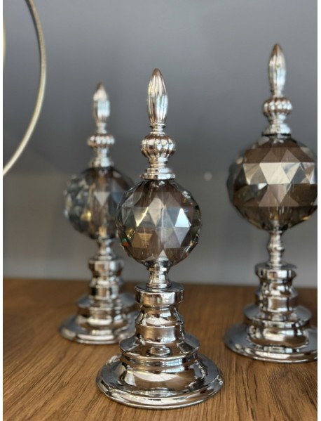 Gümüş Kristal Detalı Obje